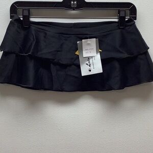 Latin Angel Size M Black Ruffle Danceskirt/Swimsuit Cover Up Skirt. New With Tag